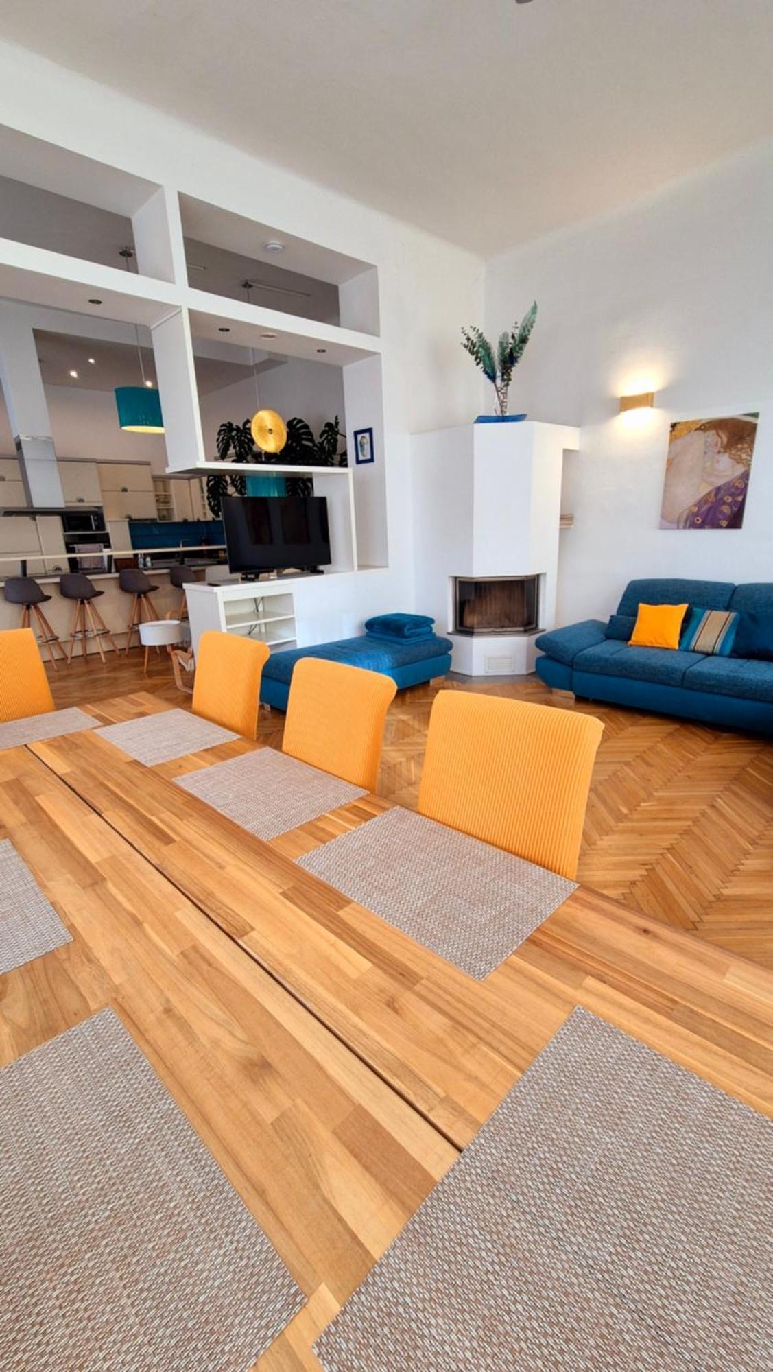 Sunny And Spacious Apartment Near City Centre ウィーン エクステリア 写真